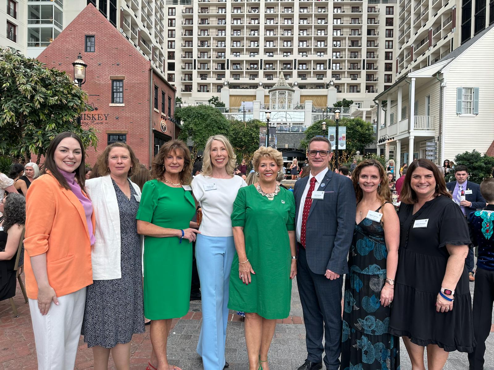IDTANA board members with Irish ambassador to the US, Geraldine Byrne Nason